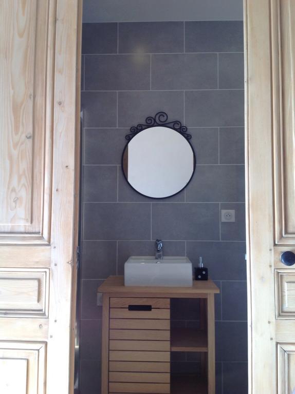 Cocon Au Pied De La Croix Rousse Apartment Lyon Bilik gambar